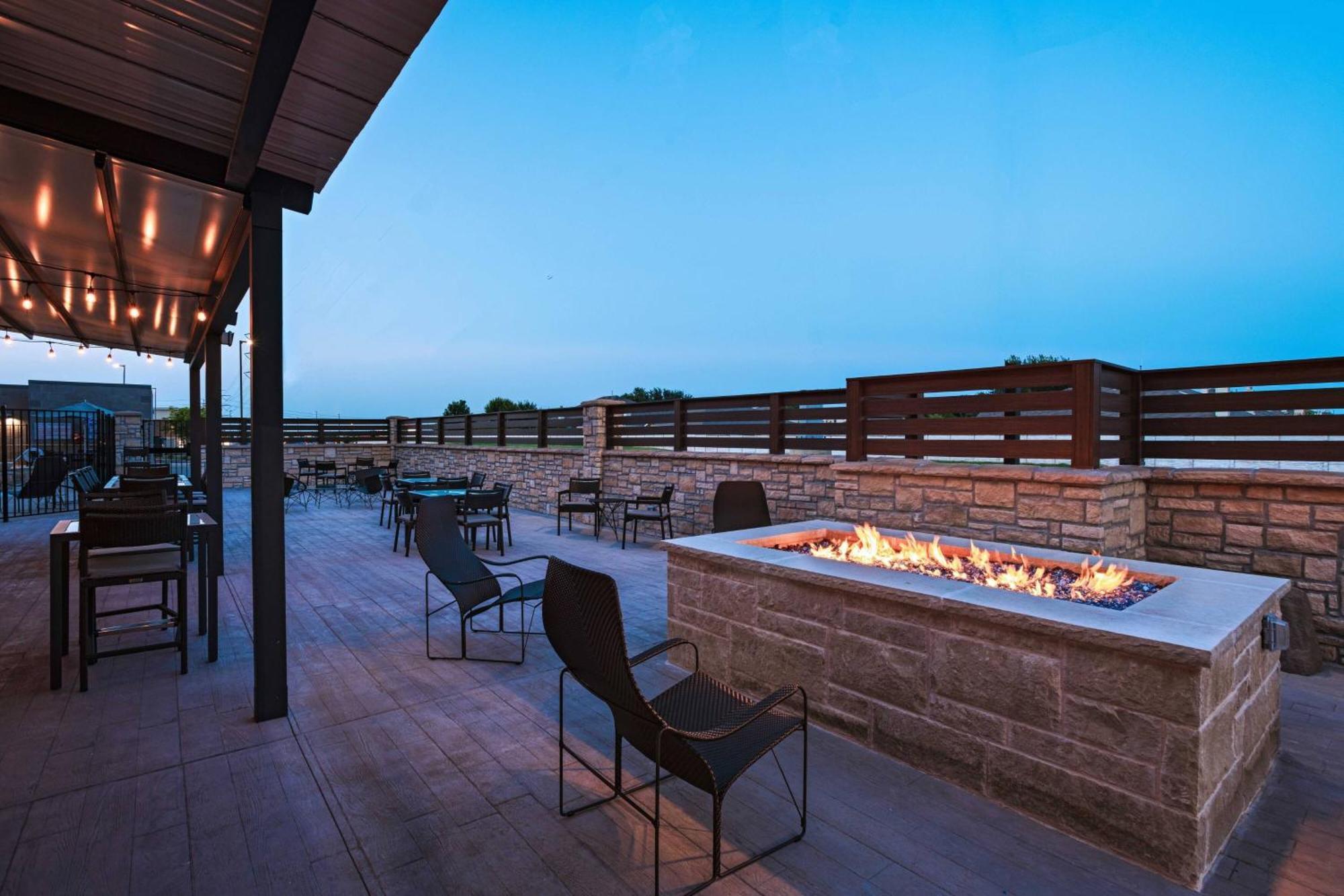Courtyard Dallas Grand Prairie Dış mekan fotoğraf